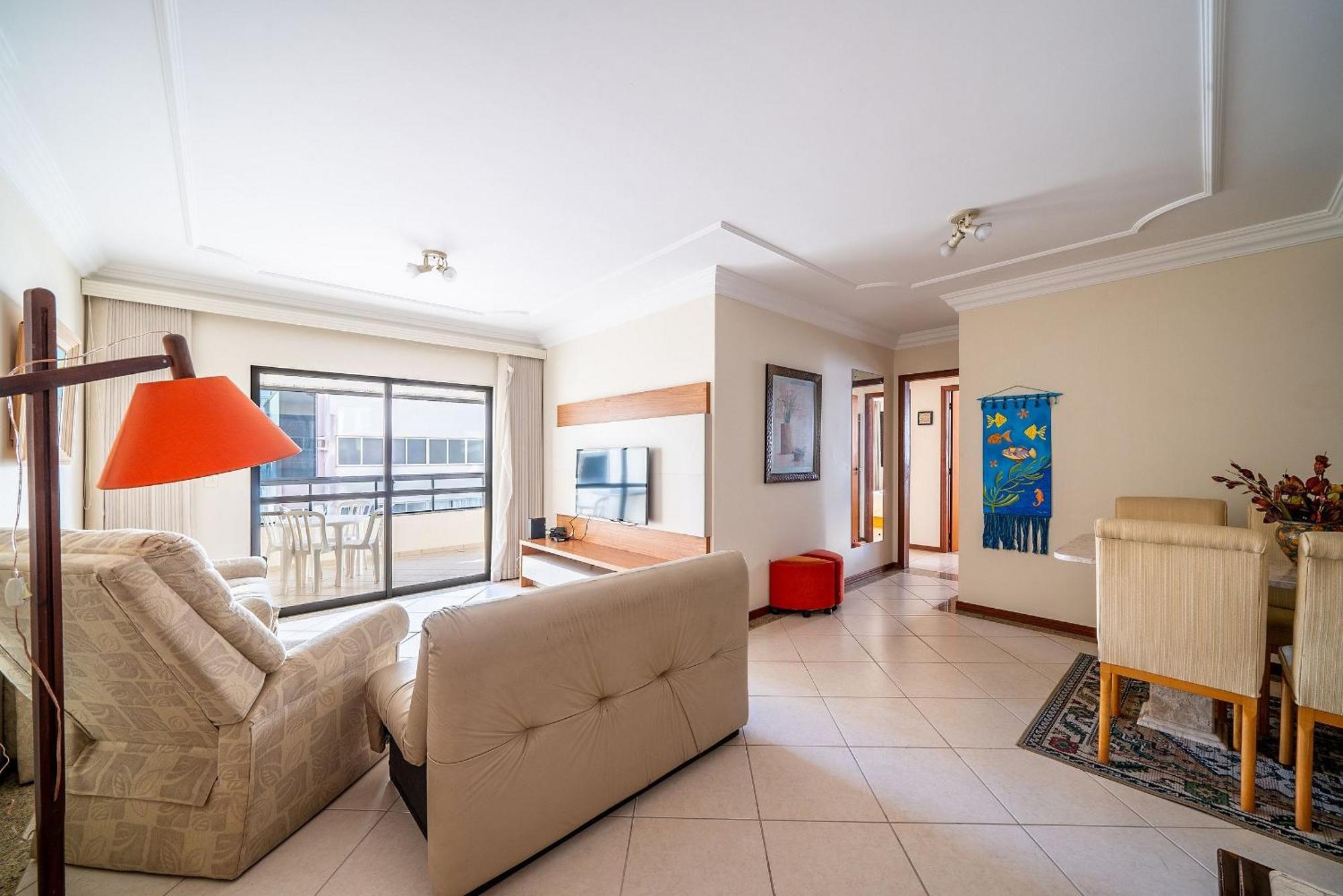 Apartamento Apto Vista Mar A 130m Da Em Bc Esa901
