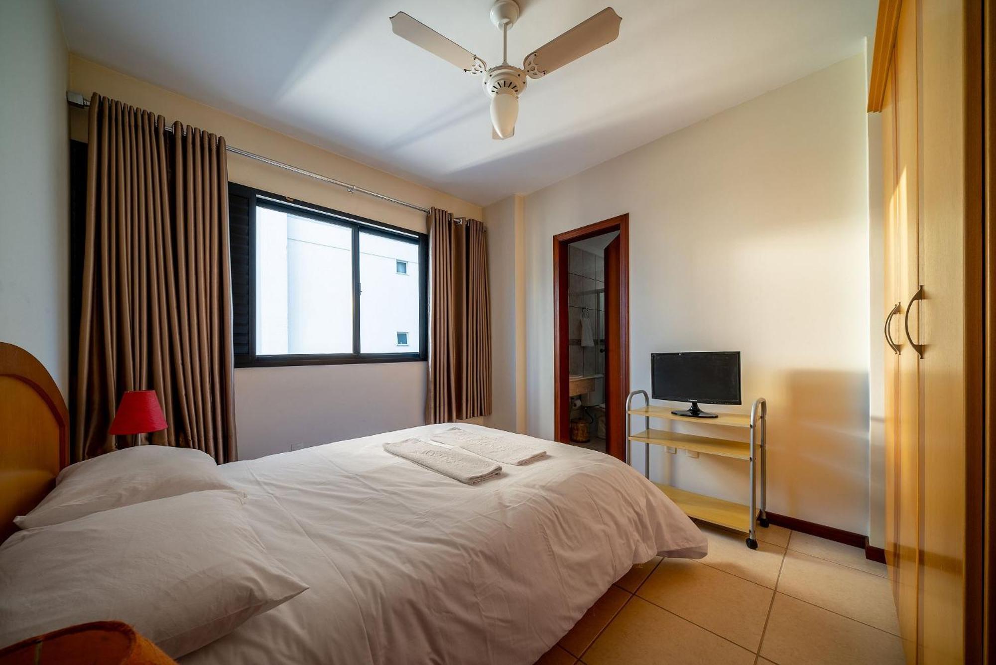 Apto Vista Mar A 130m Da Em Bc Esa901 Apartamento Balneário Camboriú