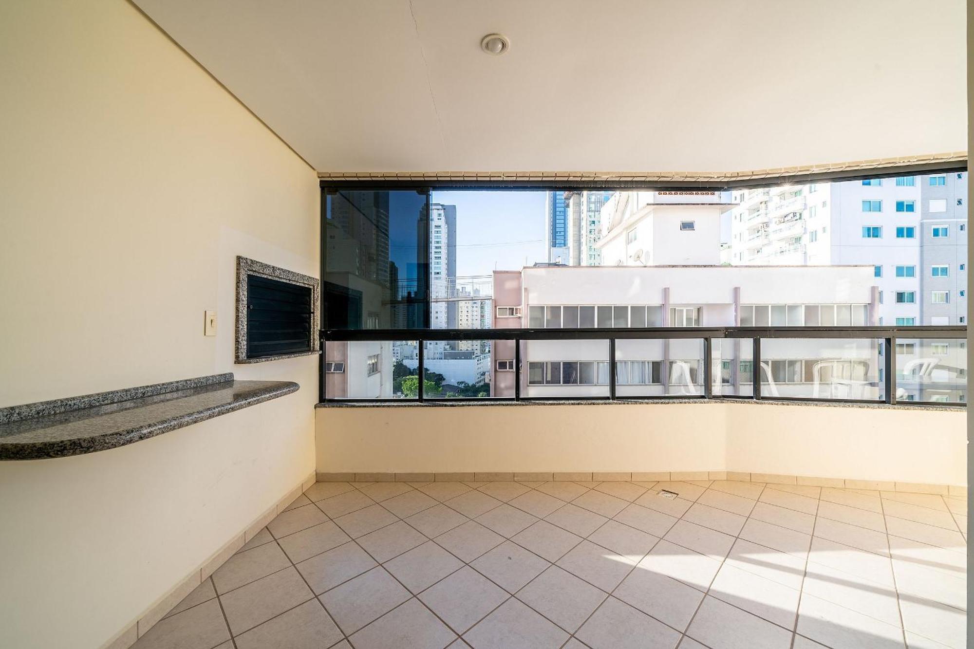 Apto Vista Mar A 130m Da Em Bc Esa901 Balneário Camboriú